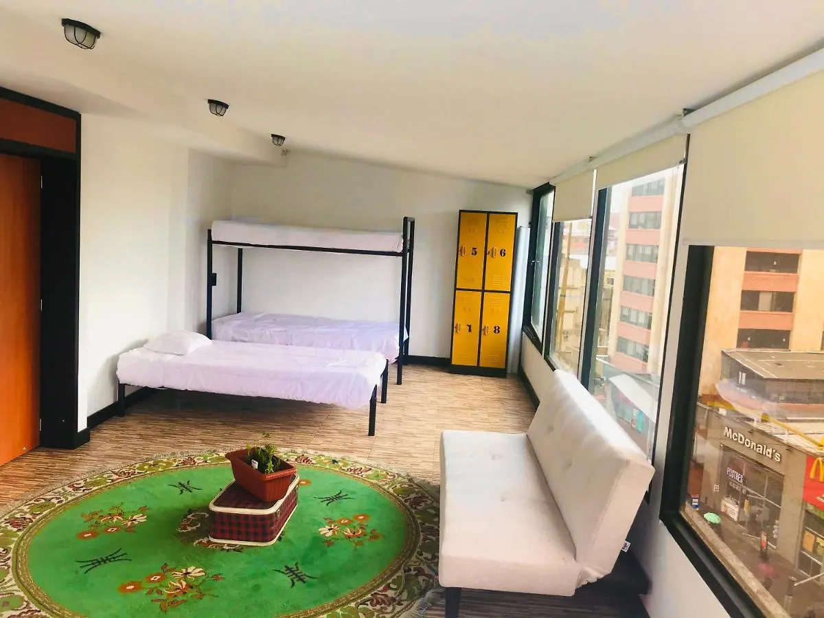 Hostel Hostal - Hotel - Apartaestudios Amoblados Chapinero Las Mandarinas - Coworking Bogota Colombia
