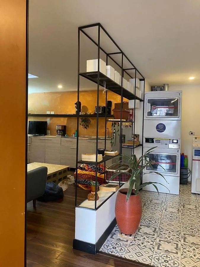 Hostel Hostal - Hotel - Apartaestudios Amoblados Chapinero Las Mandarinas - Coworking Bogota Colombia
