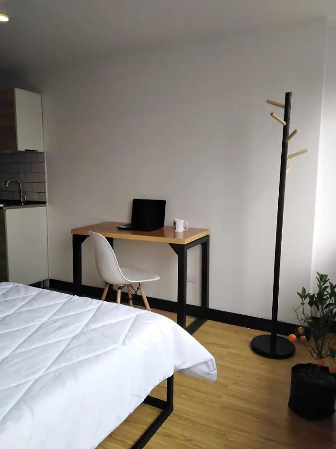 Hostel Hostal - Hotel - Apartaestudios Amoblados Chapinero Las Mandarinas - Coworking Bogota